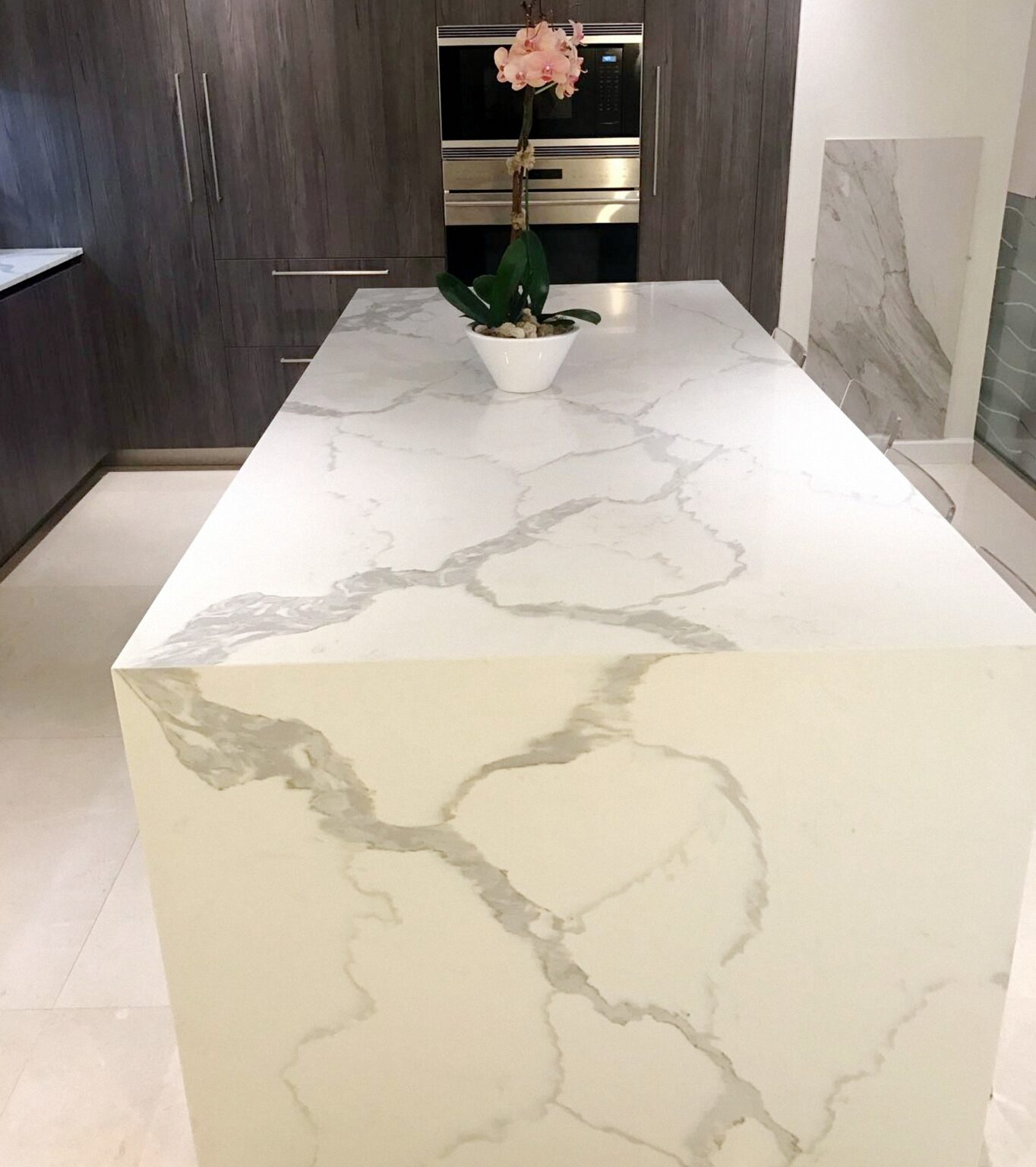 Quartz of the World (786) 790-0915 Quartz countertop the right choice